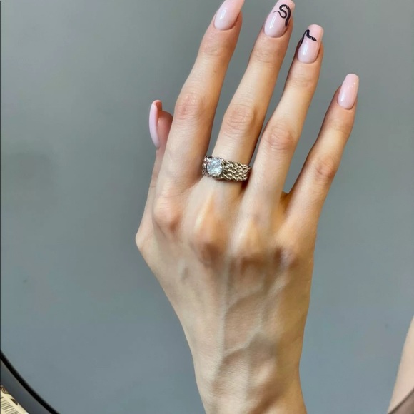 New Styles925 Silver Twist Round Cut Sapphire Ring - Picture 8 of 9